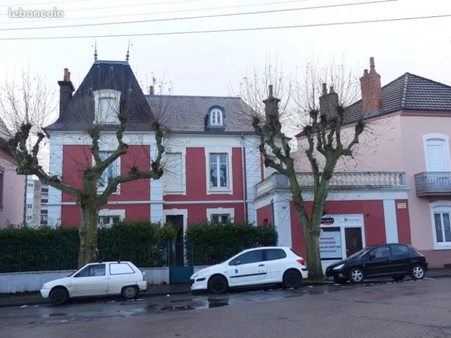 Maison 7 pièces 196 m²