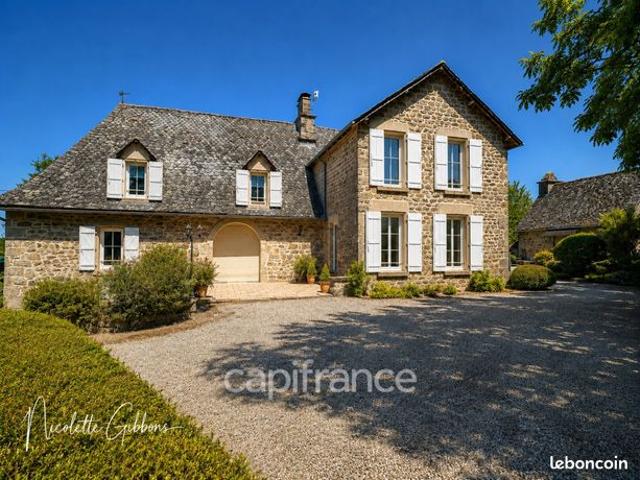 Maison 7 pièces 196 m²