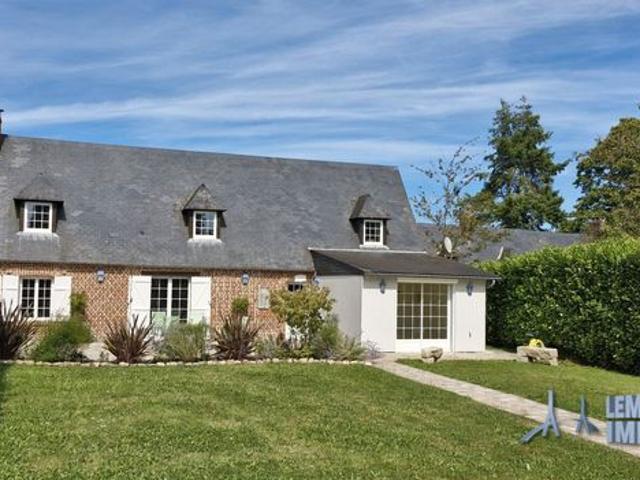 Maison 7 pièces 196 m²
