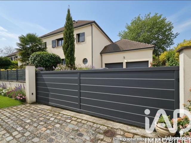 Maison 7 pièces 196 m²