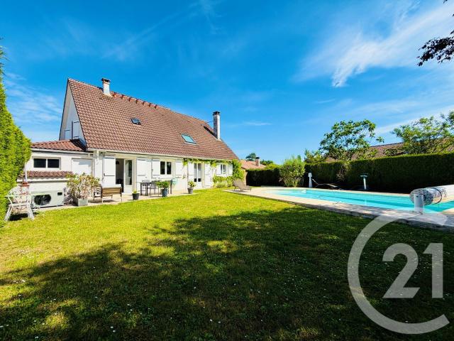 Maison 7 pièces 196 m²