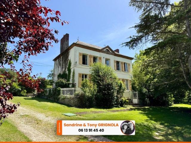 Maison 7 pièces 196 m²
