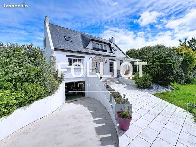 Maison 7 pièces 196 m²