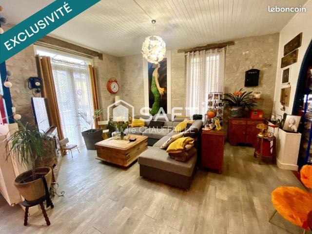 Maison 7 pièces 196 m²