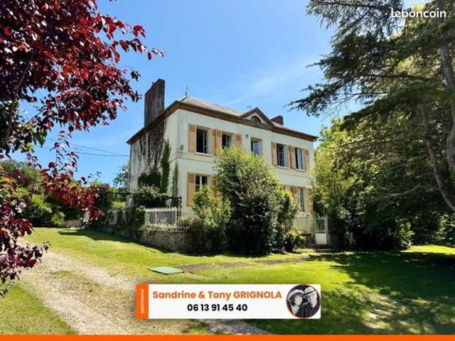 Maison 7 pièces 196 m²