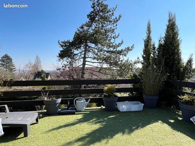 Maison 7 pièces 196 m²