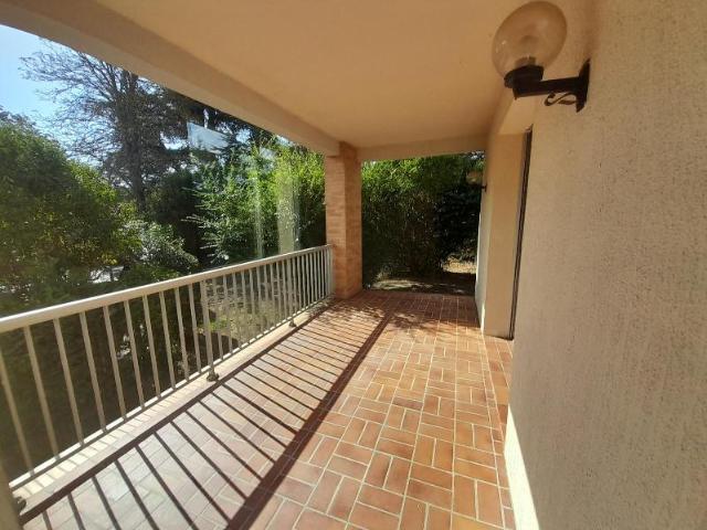 Maison 7 pièces, 196 m² à louer à Ramonville Saint Agne 31520