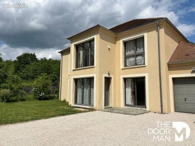 Maison 7 pièces 197 m²