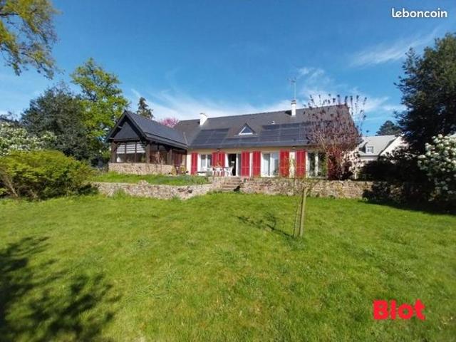 Maison 7 pièces 197 m²