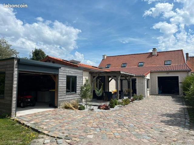 Maison 7 pièces 197 m²