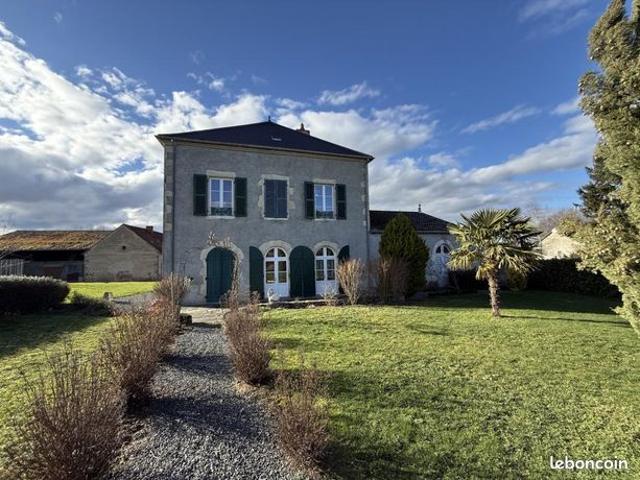 Maison 7 pièces 197 m²