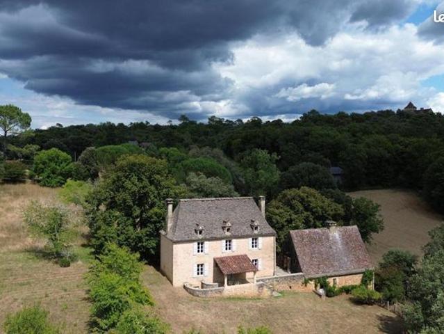 Maison 7 pièces 197 m²