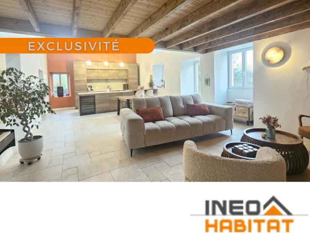 Maison 7 pièces 197 m²