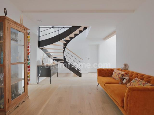 Maison 7 pièces 197 m²