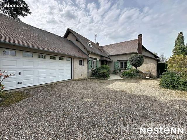 Maison 7 pièces 197 m²