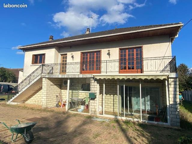 Maison 7 pièces 197 m²