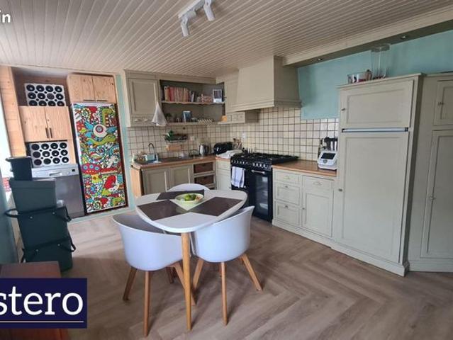 Maison 7 pièces 197 m²