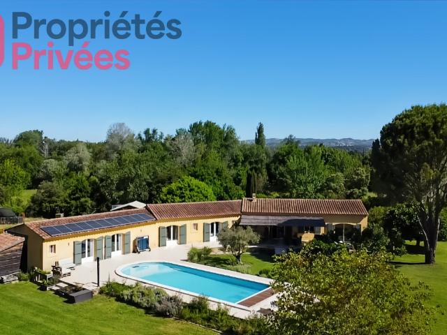 Maison 7 pièces 197 m²