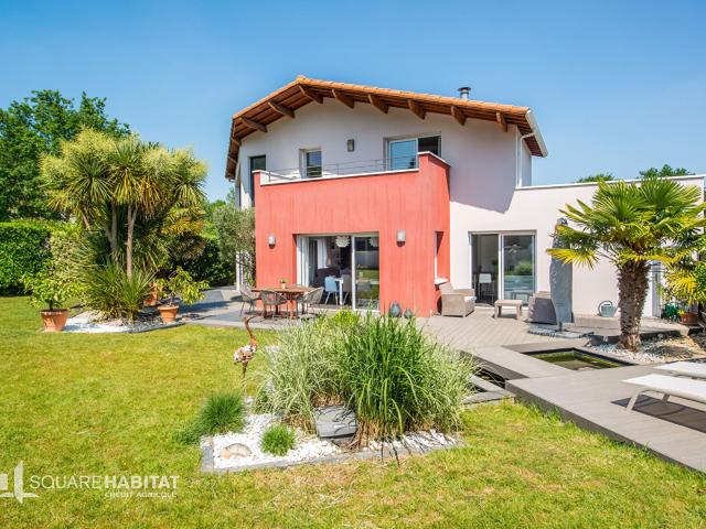 Maison 7 pièces 197 m²