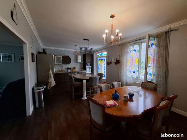 Maison 7 pièces 197 m²
