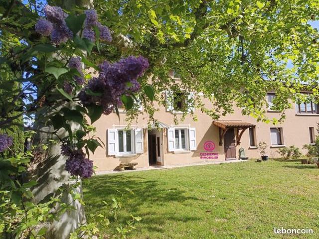 Maison 7 pièces 198 m²