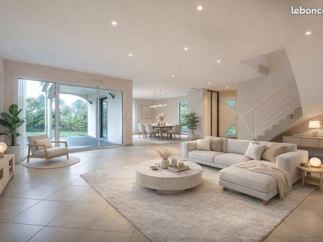 Maison 7 pièces 198 m²