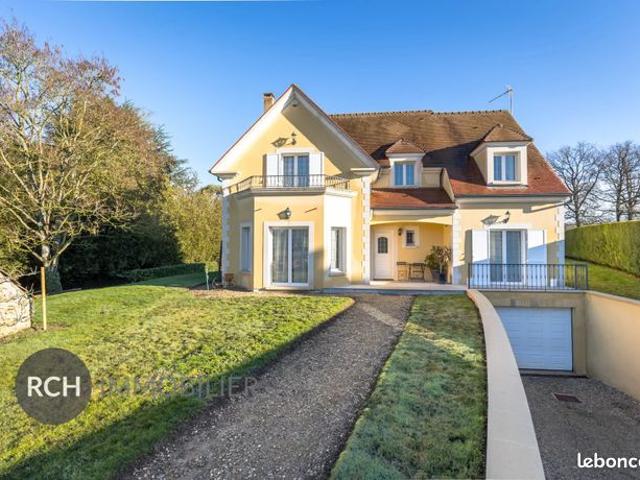 Maison 7 pièces 198 m²