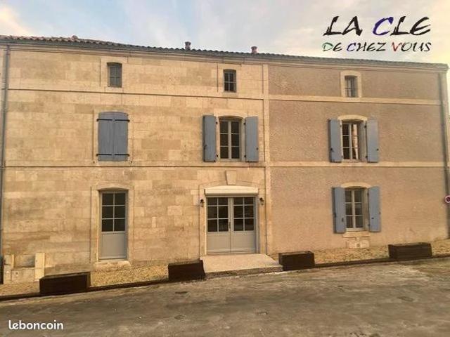Maison 7 pièces 198 m²