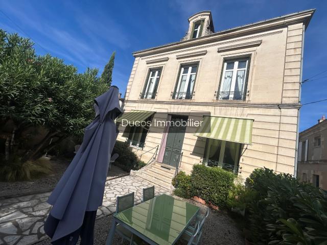 Maison 7 pièces 198 m²