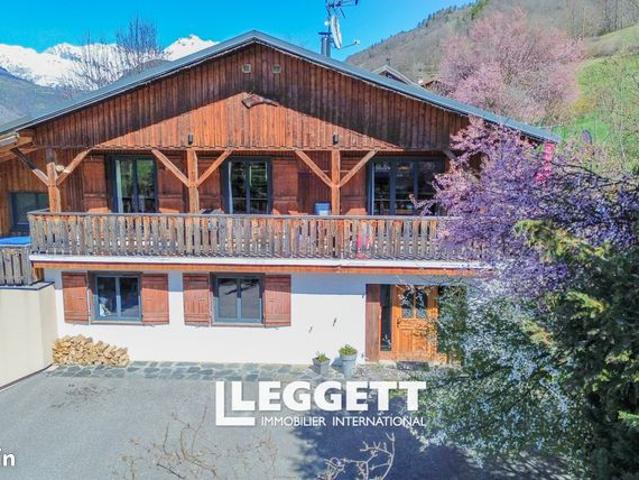 Maison 7 pièces 198 m²