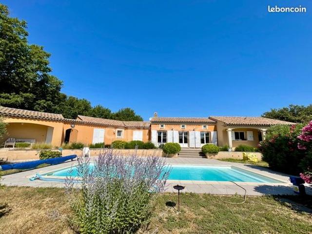 Villa 7 pièces 198 m²