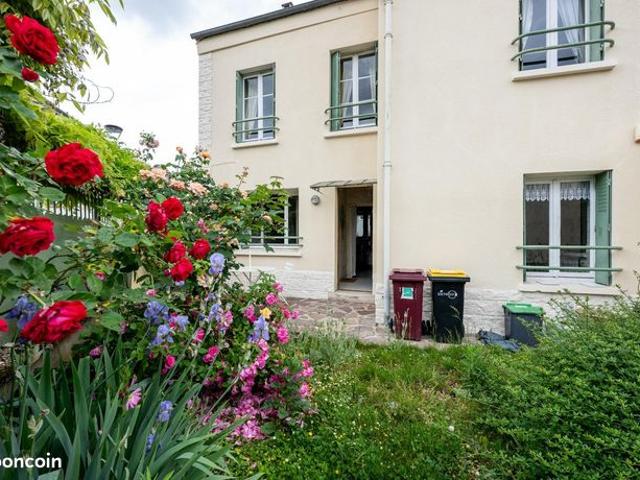 Maison 7 pièces 198 m²