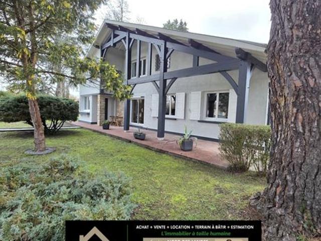 Maison 7 pièces 198 m²
