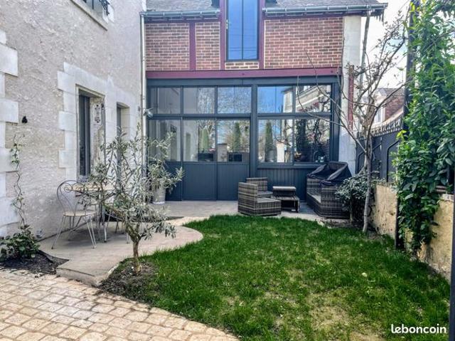 Maison 7 pièces 198 m²