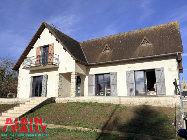 Maison 7 pièces 198 m²
