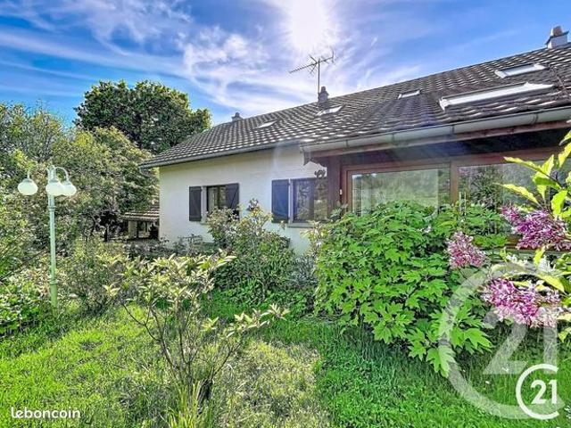 Maison 7 pièces 198 m²