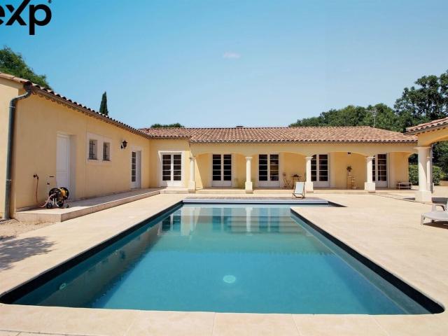 Maison 7 pièces 198 m²