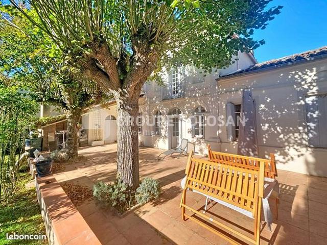 Maison 7 pièces 198 m²