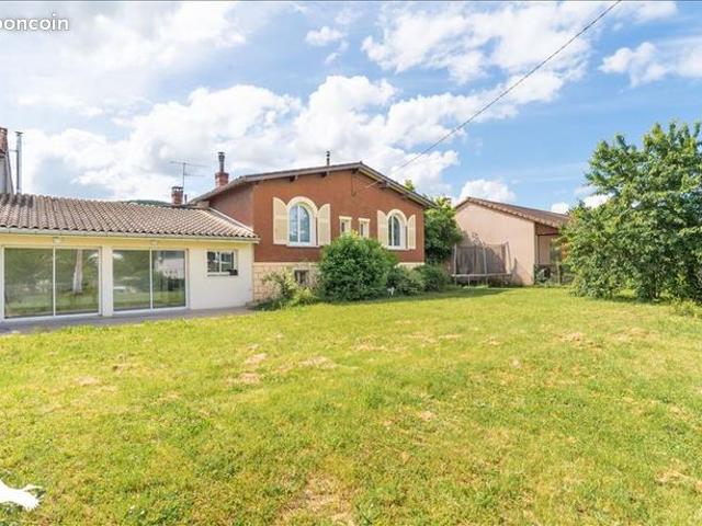 Maison 7 pièces 198 m²