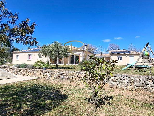 Maison 7 pièces 198 m²