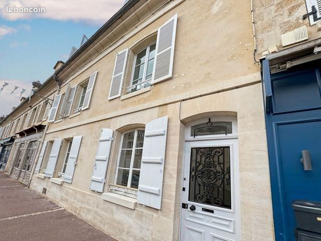 Maison 7 pièces 198 m²