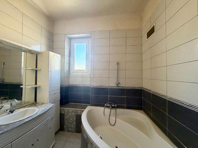 Maison 7 pièces 198 m²