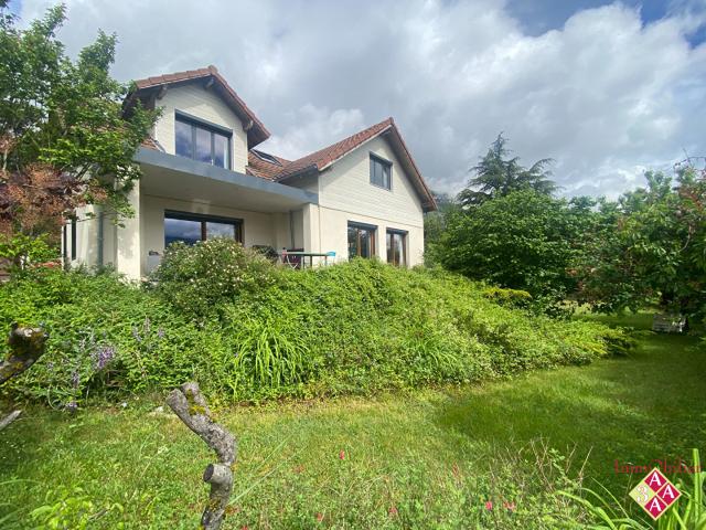 Maison 7 pièces 198 m²