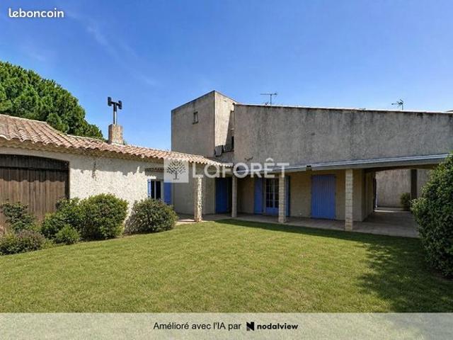 Maison 7 pièces 198 m²