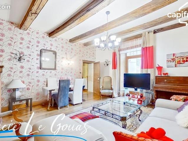 Maison 7 pièces 198 m²