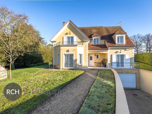 Maison 7 pièces 198 m²
