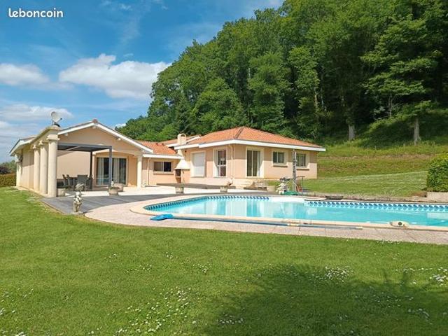 Maison 7 pièces 198 m²