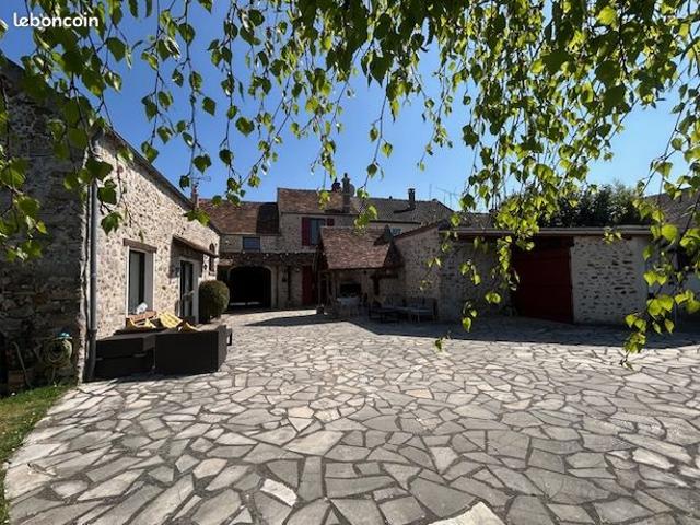 Maison 7 pièces 198 m²