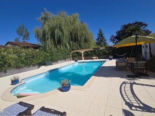 Maison 7 pièces 198 m²