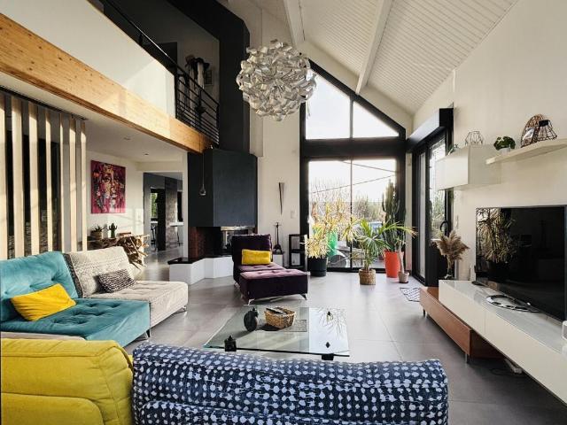 Maison 7 pièces 192 m²